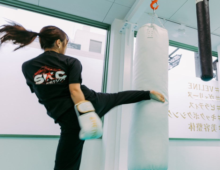 会津若松VELINEの清潔感あるピラティススタジオ内観